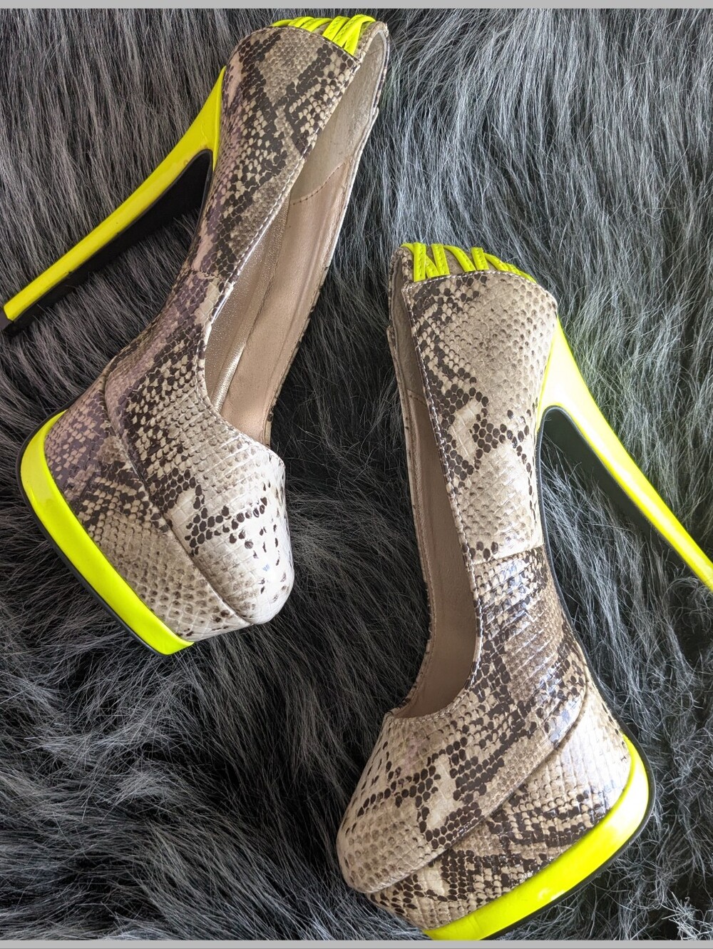 Qupid Y2K Colorful Edgy Neon Yellow and Snake-Print Closed Toe Stiletto Pumps